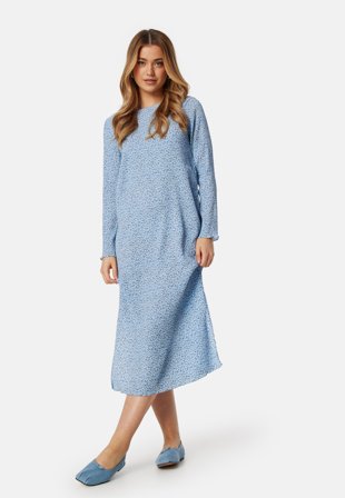 ONLY Onlmolly L/S Plisse Dress Cerulean AOP Ditsy Klær