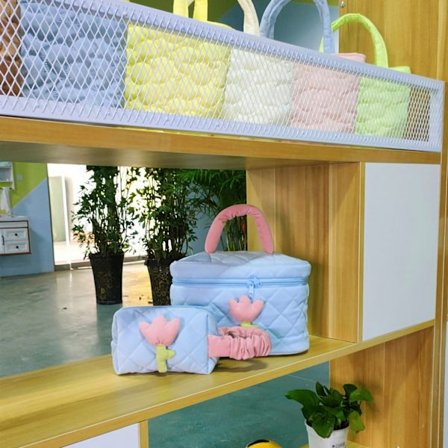 Kosmetikkveske i kordfløyel med tulipanmotiv, stor kapasitet, bærbar toalettmappe for jenter, lyseblå