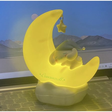 Sanrio Kolomi Cinnamon Roll Kuu LED-valo - Söpö 4D-sarjakuva koriste