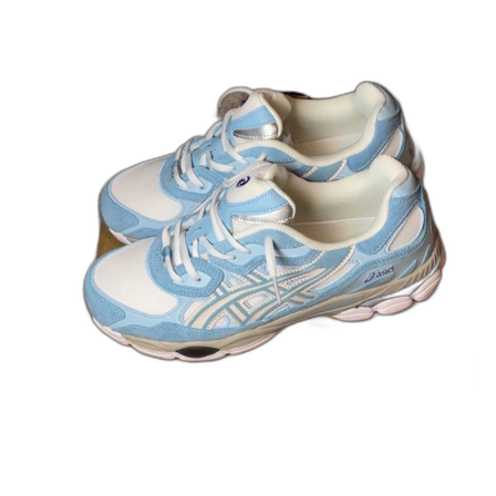 ASICS GEL sneakers i blått och vitt