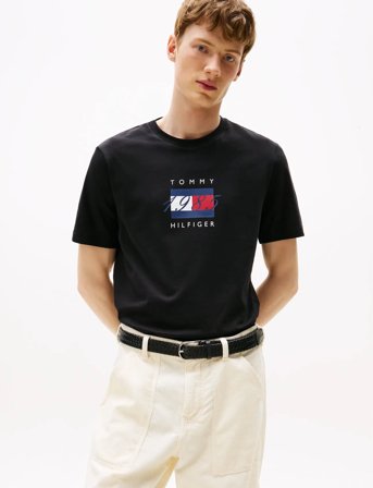 Tommy Hilfiger Linear Flag Graphic Tee - Black - XL