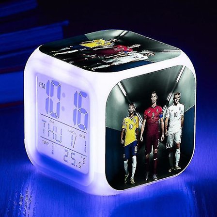 Cristiano Ronaldo Vekkerklokke For VM Fotballigaen, Liten Vekkerklokke Med Kreativ LED-Skjerm I Ulike Stiler