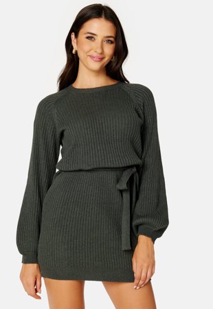 BUBBLEROOM Amira knitted short dress Dark green Klær