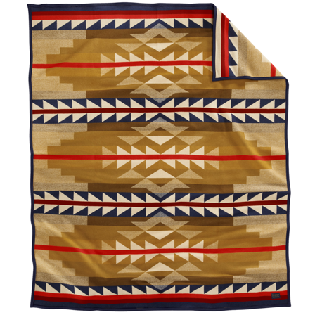 Pendleton Jacquard Unnapped Robe Medicine Bow