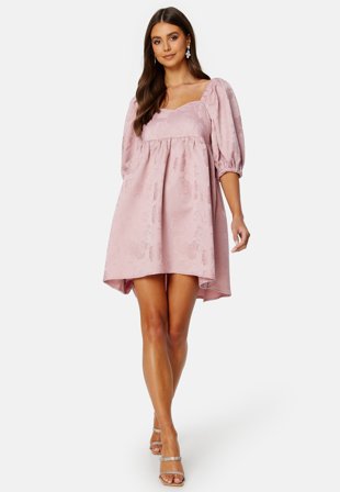 Bubbleroom - Summer Luxe High-Low Dress - Dusty pink - Kläder
