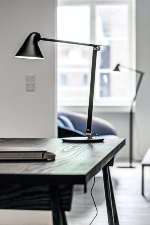 NJP bordlampe 3000K - sort