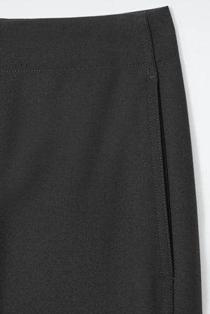 COS Women's Tailored Twill Culottes in Black