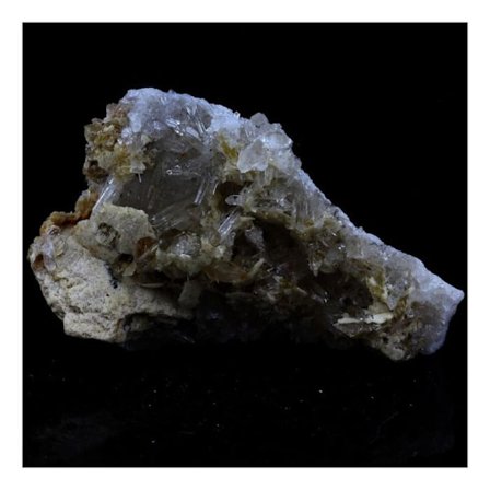 Kivet ja mineraalit. Sideriitti + dolomiitti + kvartsi. 100,0 ct. Pierre-Roussen kaivos, Vizille, Ranska.