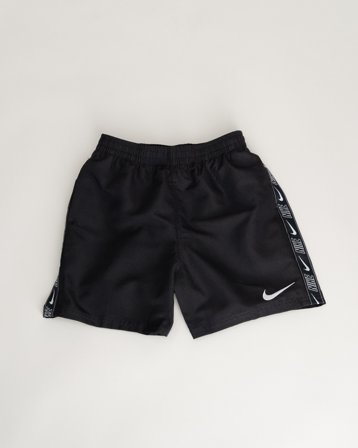 Nike NIKE LOGO TAPE 4" VOLLEY SHORT Zwart Badmode/badjassen Jongens - Kids Brand Store