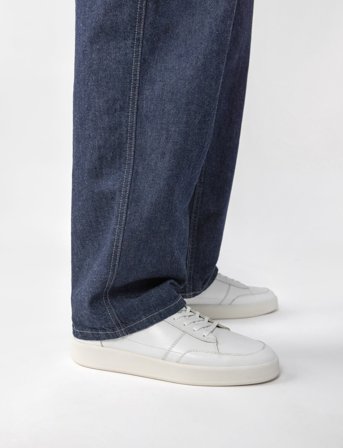 VAGABOND Teo - White - 40