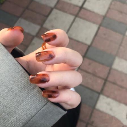 Manikyr Bärnstensvit Nagellapp 24st