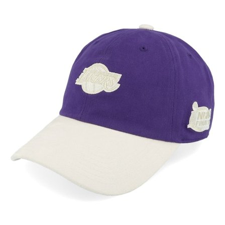 Mitchell & Ness - NBA Lilla unconstructed Caps - Los Angeles Lakers Fashion Suede Strapback Purple Dad Cap @ Hatstore