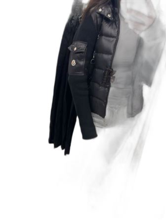 Svart Moncler cardigan med luva