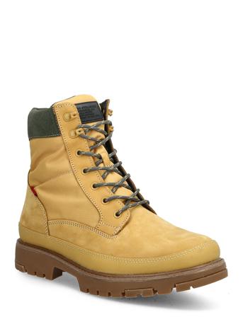 Torsten Quilted Yellow Levi's Shoes