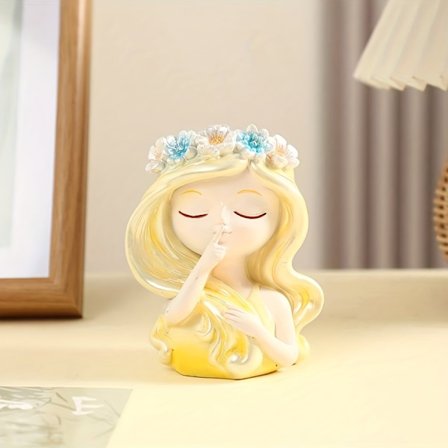 1. Kreativ boks/skrivebordsorganisator med bølget form, dekorert med eventyrmønstre.