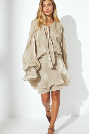 Shpresa x NA-KD Ruched Waist Ruffle Mini Dress - Flæsekjoler - Beige - EU 42