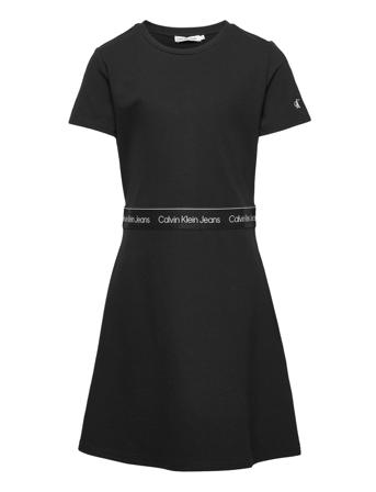 Logo Tape Ss Punto Dress Dresses & Skirts Dresses Casual Dresses Short-sleeved Casual Dresses Musta Calvin Klein