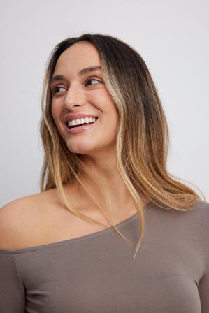 NA-KD Soft Line Long Sleeve Top - - Brun - X-Small