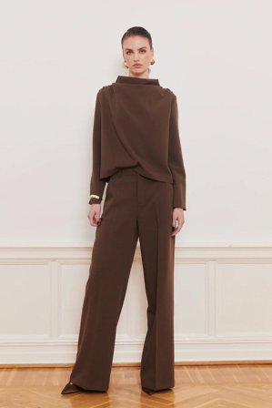 Reign Tailored Extra Wide Brown XS