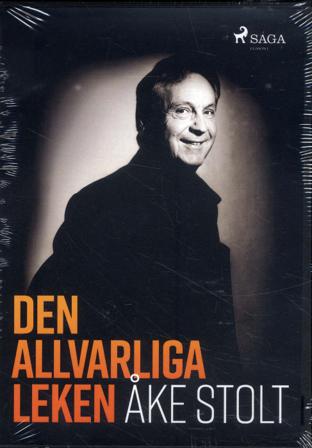 Den allvarliga leken : krönikor från idrottens brokiga värld - Bok av Åke Stolt - CD-Audio