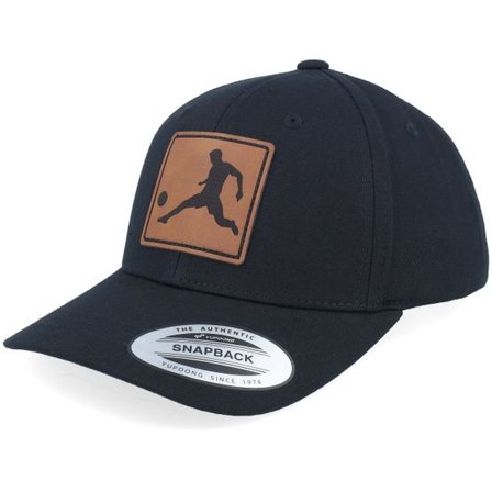 Kiddo Cap - Svart adjustable Keps - Kids Football Player Engraved Black Adjustable @ Hatstore