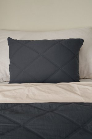 &Home - Pudebetræk Heaven Check - Sort - Pyntepuder & pudebetræk - 50X60 - Fra Homeroom