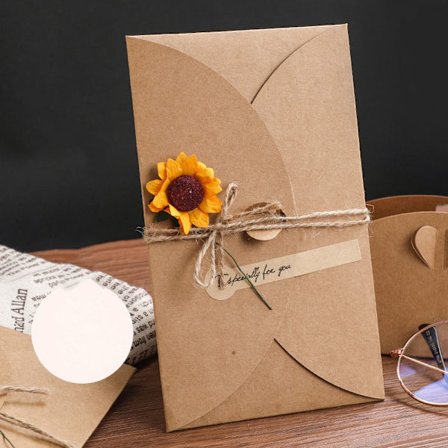 Vintage Blanks Gratulationskort Litet färskt kraftpapper Manual Creatives DIY Torkad Blomma Gratulationskort för julfest