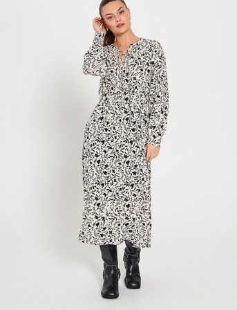 FREE/QUENT Fqlovy-Dress - Cream - M