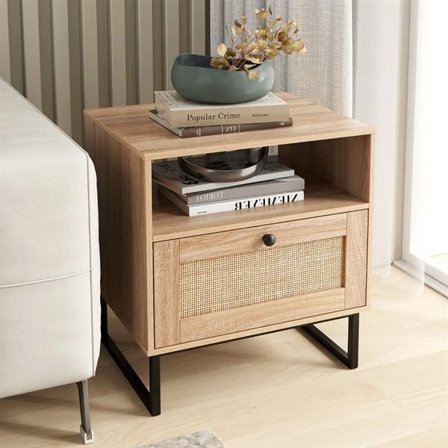 Puinen yöpöytä synteettisellä rottingilla, laatikolla ja avohyllyllä