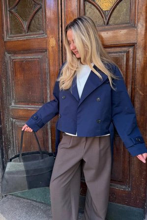 AlmaIc Trenchcoat Navy L