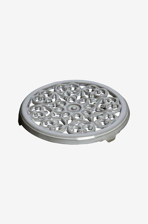 Staub - Gyteunderlag, støpejern, Lilly 23 cm - Grå - Grytekluter & gryteunderlag - Fra Homeroom