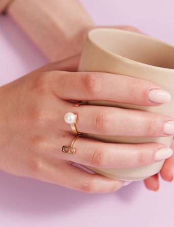 Design Letters Pearl Drop Ring - Multi/patterned - ONE SIZE