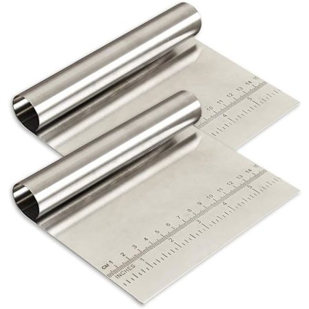 Sæt med 2 rustfrit stål dejskrabere med måleskala