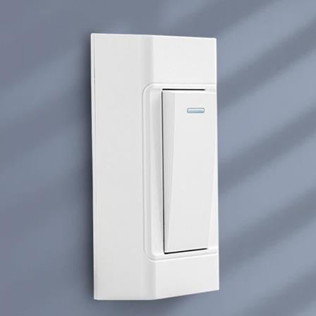 Kontaktpanel til overflademontering HVID white