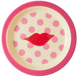 RICE A/S Melamine Kids Lunch Plate with Kiss Print One Size - Tableware - One size - Pink - Mädchen