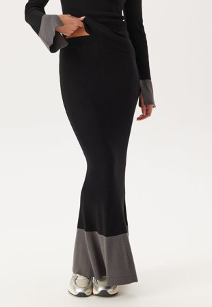 BUBBLEROOM-Contrast Rib Knitted Skirt-M