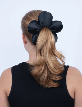 SUI AVA Flower Pillow Scrunchie - Black - BIG