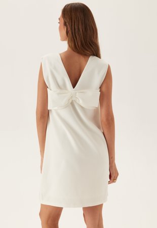 VILA - Vigery V-neck S/L SHORT DRESS - Cloud Dancer