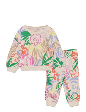 Baby Floral Sweatsuit Set Patterned GAP