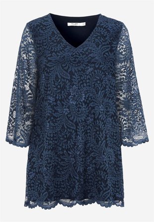 Cellbes of Sweden - Smuk blondetunika i marine til damer i størrelse 38/40