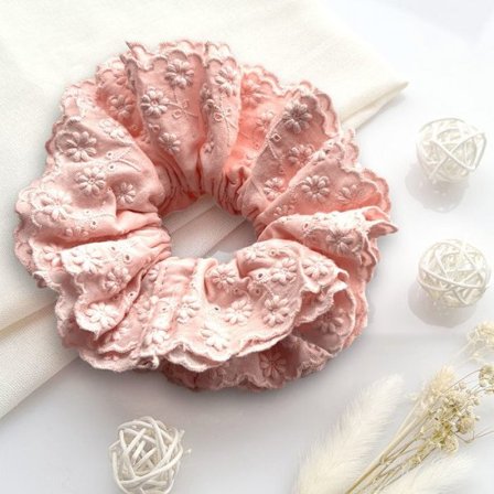 Chouchou - AVIZAR - Klassisk - Broderad Tyg - Vintage Chic - Rosa