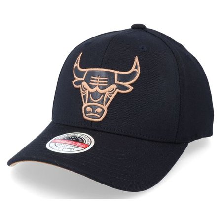 Mitchell & Ness - NBA Svart adjustable Keps - Hatstore Exclusive x Chicago Bulls Leather Logo Black Adjustable @ Hatstore