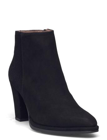 M-4415 Black Wonders