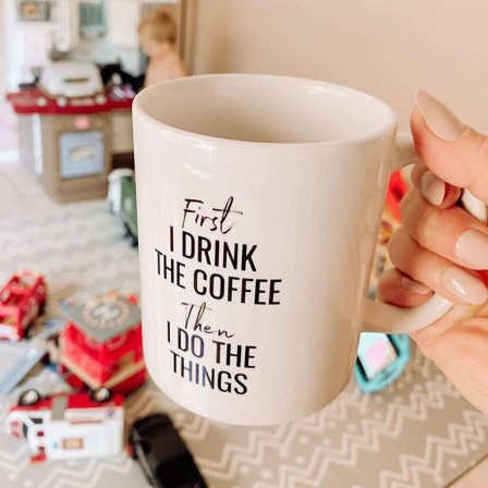 Personalised Mugs - 325 ml - Red. Create and Print Own Custom Photo Mugs and Cups