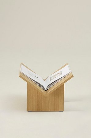 Jotex - Bogstøtte Eg - MANTA - Køb Pynteting hos Jotex