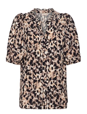 FREE/QUENT | Shirt | M