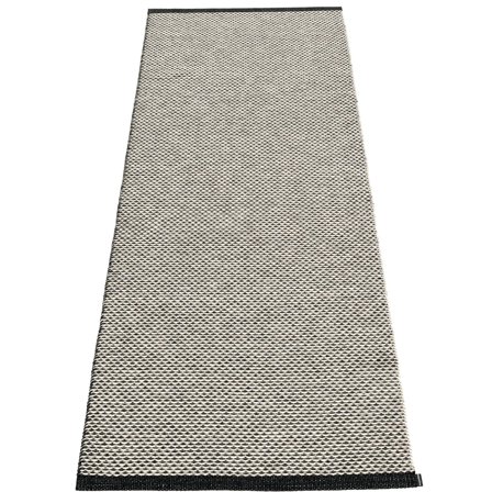 Pappelina Gulvteppe Effi, svart, 70 x 200 cm