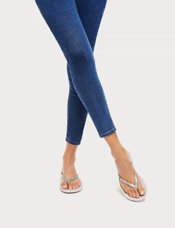 FitFlop Iqushion Ergonomic Flip-Flops - Silver - 37