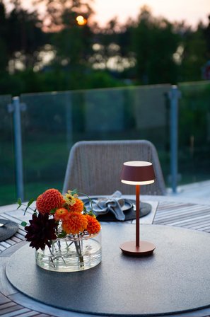 Konstsmide - Pöytävalaisin Lyon Usb 30 cm - Oranssi - Ladattavat valaisimet - - Homeroom