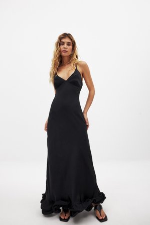 NA-KD Robe mi-longue en satin à ourlet volanté - Robes de cérémonie - Noir - EU 42